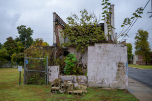989 Looney before construction